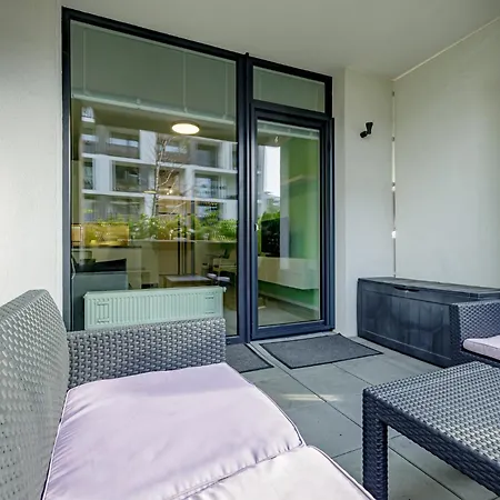 Ahoj Park, Terrace Vibes Studio, Private Parking Appartamento *